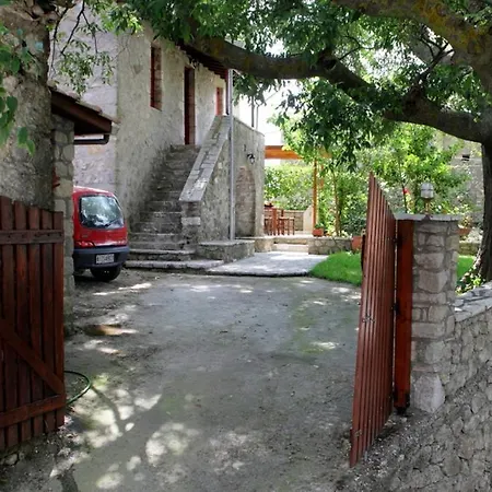 Menelia